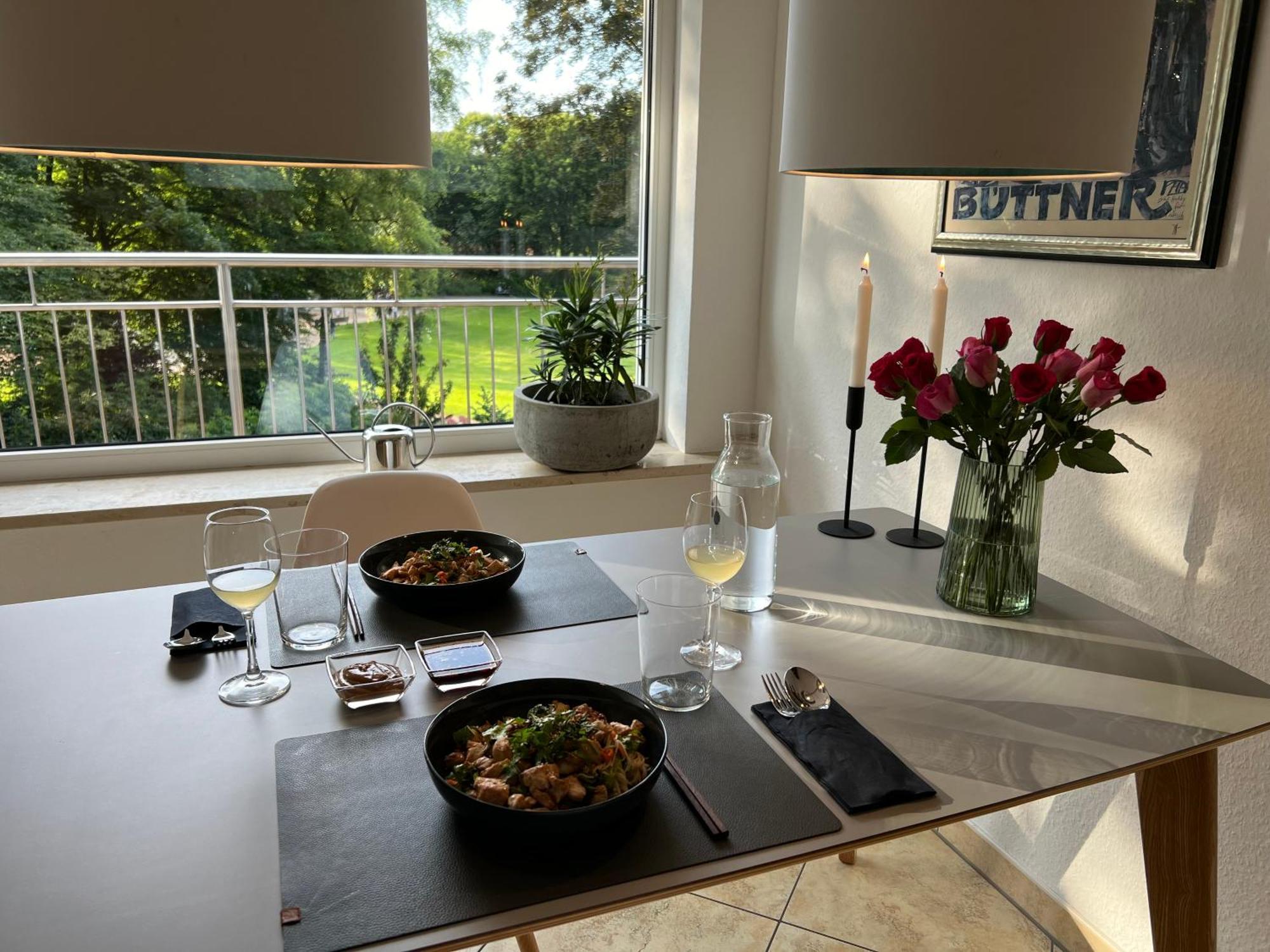 Lichtdurchflutetes Appartement Im Zentralen Ruhrgebiet Bottrop Esterno foto